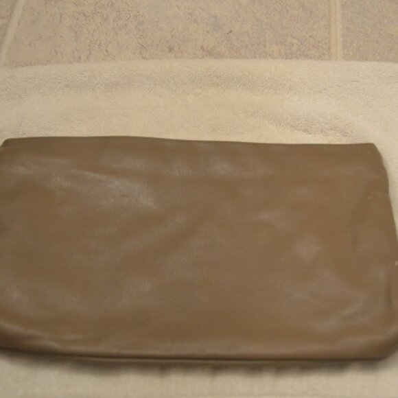 Genuine Leather Small  front ruched clutch - Picture 3 of 4